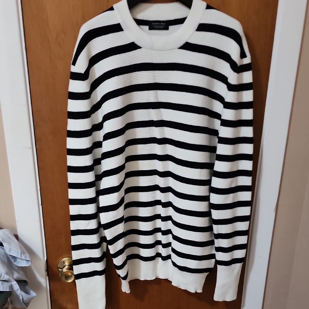 Zara Monochrome Striped Crewneck Sweater